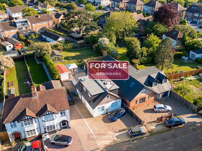 5 Bedroom Detached House For Sale In Old Windsor, SL4