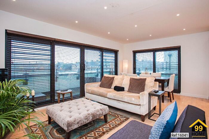 2 Bedroom Flat For Sale In Tufnell Park Road, London, United Kingdom, N7