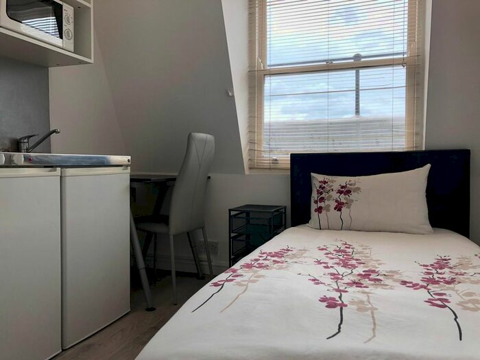 Studio To Rent In Cromwell Road, South Kensington, SW7