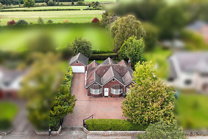 4 Bedroom Bungalow For Sale In Chelford Road, Congleton, CW12
