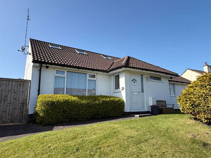 4 Bedroom Detached Bungalow For Sale In Andrews Walk, Heswall, Wirral, CH60