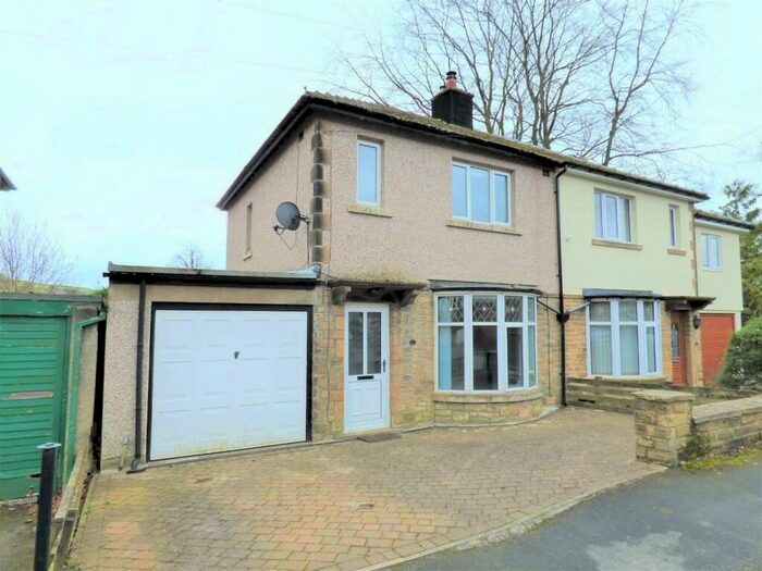 3 Bedroom House To Rent In Windsor Avenue, Skipton, BD23