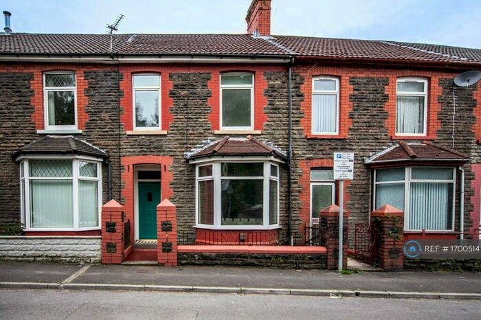 4 Bedroom Terraced House To Rent In Woodland Terrace, Pontypridd, CF37