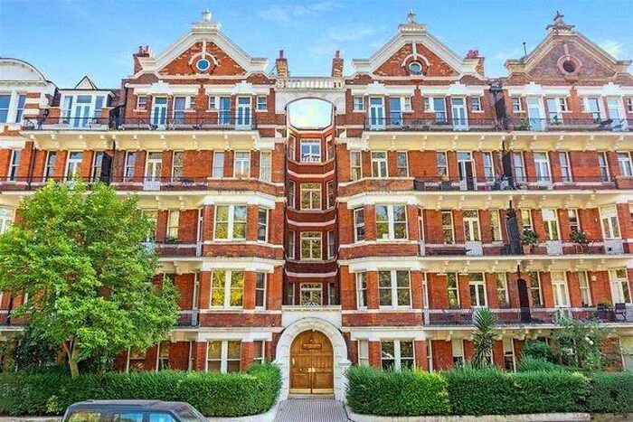 4 Bedroom Apartment To Rent In Prince Of Wales Mansions, Prince Of Wales Drive, SW11