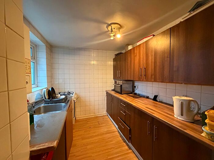 2 Bedroom Flat To Rent In Thurston Street, Burnley, BB11