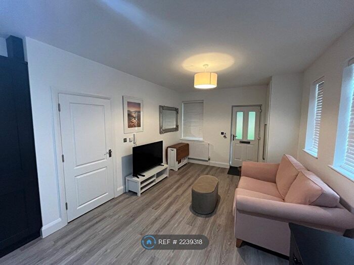 1 Bedroom Flat To Rent In Lansdowne Road, Bournemouth, BH1