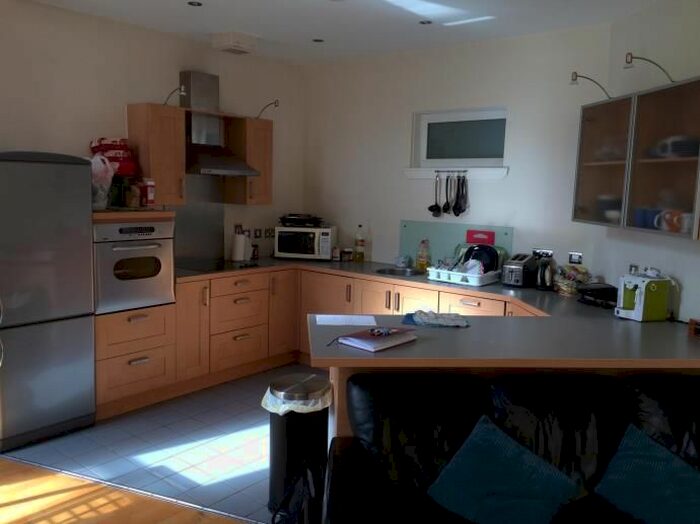 2 Bedroom Flat To Rent In Turnbull Street, Glasgow, G1
