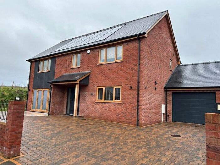 6 Bedroom Detached House To Rent In Carde Court, Roman Road, Bobblestock, Hereford, HR4