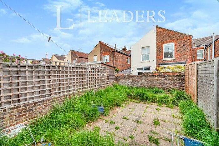 3 Bedroom Terraced House To Rent In Percy Road, Southsea, PO4