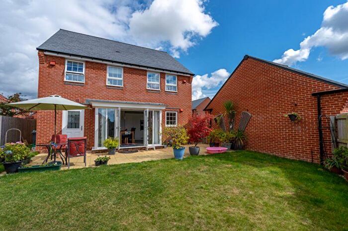 4 Bedroom Detached House For Sale In Ireland Close, Westhampnett, Chichester, PO18