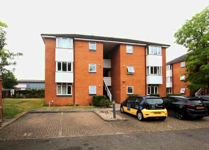 1 Bedroom Flat To Rent In Jasmine Court, Cambridge, CB1