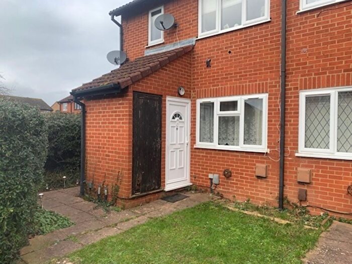 1 Bedroom Maisonette To Rent In Bridlington Spur, Cippenham, Berkshire, SL1