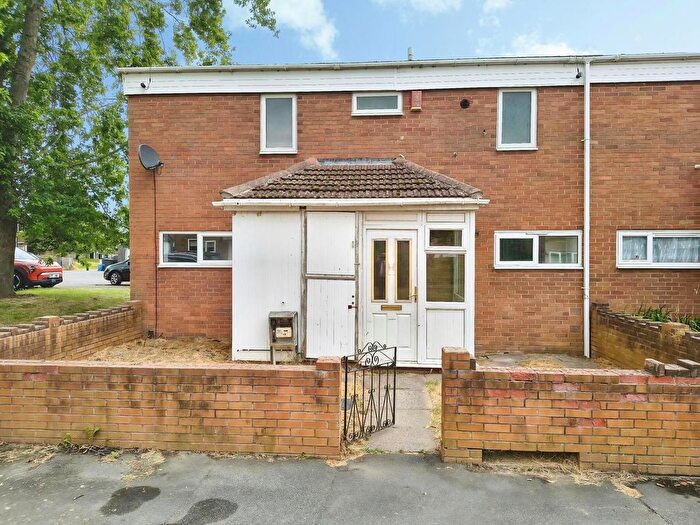 3 Bedroom End Of Terrace House For Sale In Wyvern, Telford, Shropshire, TF7