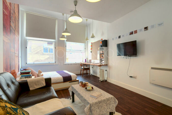 1 Bedroom Flat To Rent In Norfolk Place, City Centre, Nottingham, NG1