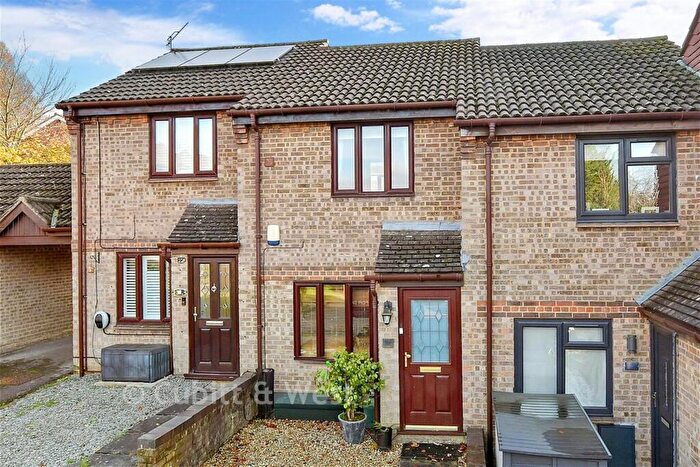 2 Bedroom Terraced House For Sale In Tulyar Close, Tadworth, Surrey, KT20