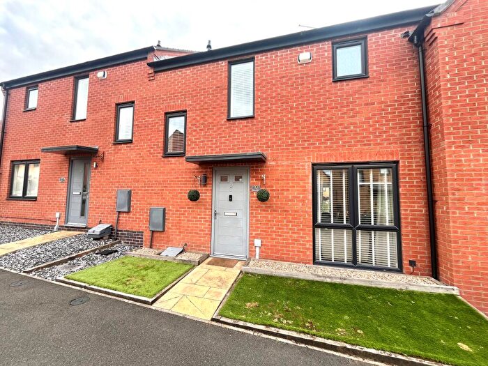 2 Bedroom House To Rent In Garner Road, Giltbrook, Nottingham, NG16