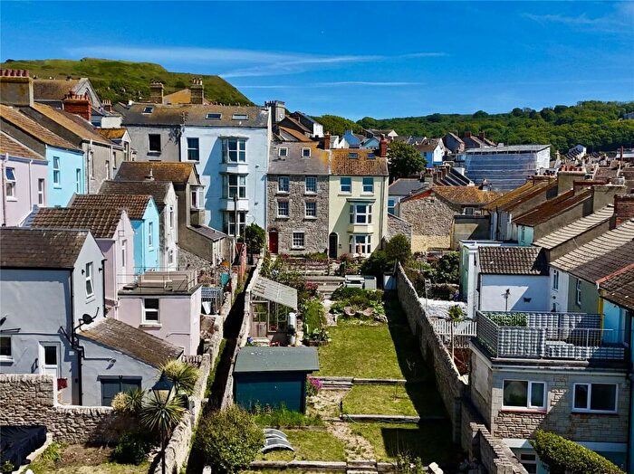 5 Bedroom Terraced House For Sale In Fortuneswell, Portland, Dorset, DT5