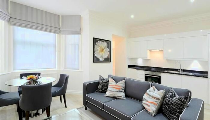 1 Bedroom Flat To Rent In Lexham Gardens, London, W8