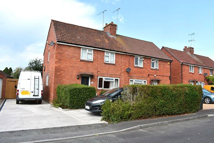 2 Bedroom Semi-Detached House To Rent In Central Yeovil, Somerset, BA20