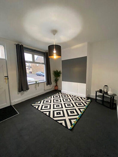 2 Bedroom House To Rent In Fir Street, Nelson, BB9