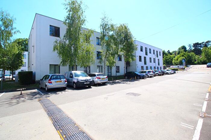 1 Bedroom Flat For Sale In Bradwell Court, Whyeleafe, CR3
