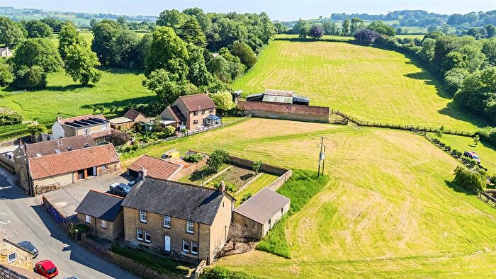 4 Bedroom Farmhouse For Sale In Middle Street, Misterton, Crewkerne, TA18