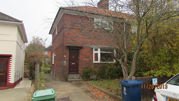 4 Bedroom Semi-Detached House To Rent In Tawney Street, Oxford, OX4