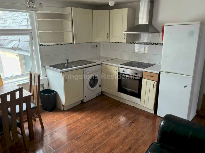 1 Bedroom Flat To Rent In Stacey Road, Adamsdown, CF24