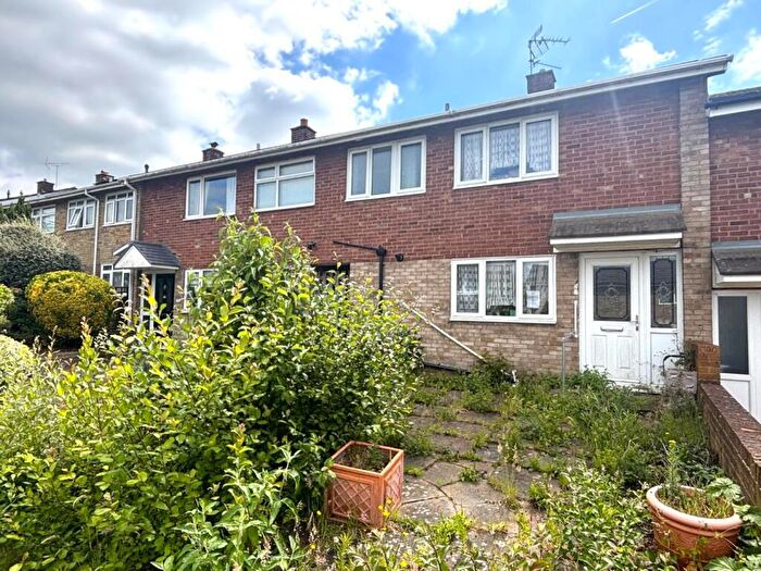3 Bedroom Terraced House For Sale In Telford Avenue, Stevenage, SG2