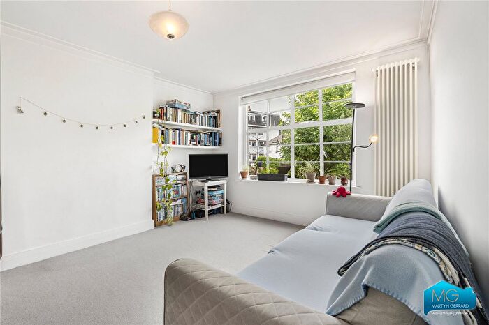 1 Bedroom Flat To Rent In Colney Hatch Lane, London, N10