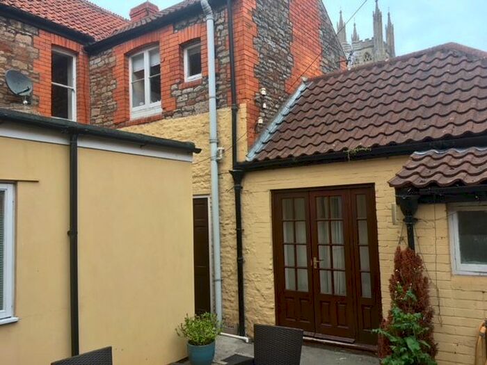 2 Bedroom Flat To Rent In St. Cuthbert Street, Wells BA5