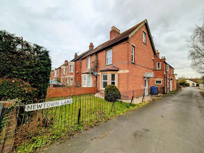 3 Bedroom Semi-Detached House To Rent In Ashchurch Road, Tewkesbury, GL20