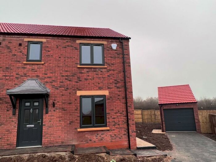 3 Bedroom Semi-Detached House To Rent In Daisy Way, Westfield Park, Louth, LN11