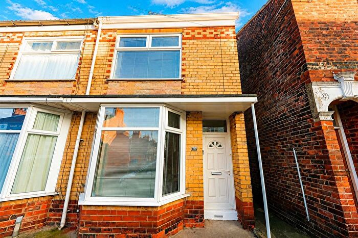 2 Bedroom End Of Terrace House For Sale In Exmouth Street, Hull, HU5