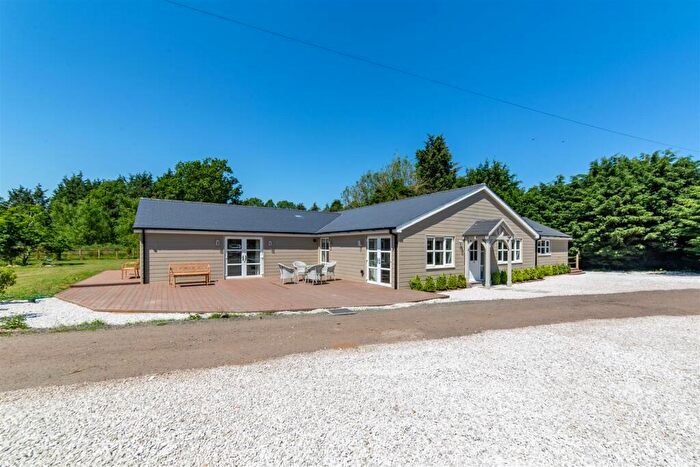 4 Bedroom Detached Bungalow For Sale In Loansdean, Morpeth, NE61