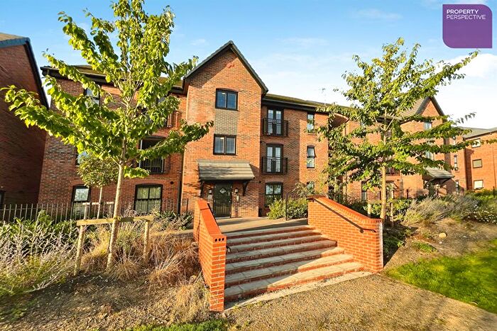 2 Bedroom Apartment For Sale In Apartment, Robertsons Way, Droylsden, M43