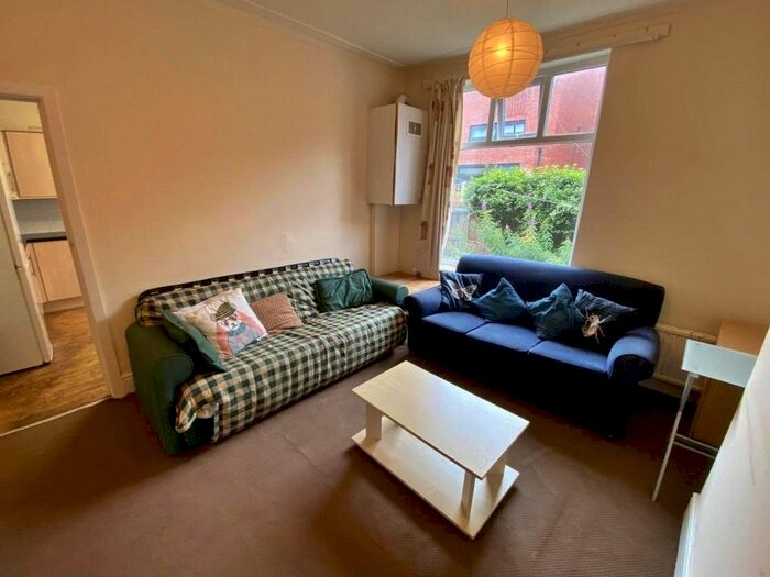 3 Bedroom Terraced House To Rent In Newton Avenue, Withington, M20