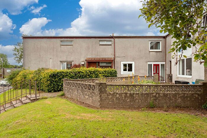 4 Bedroom Semi-Detached House For Sale In Linton Court, Macedonia, Glenrothes, KY6