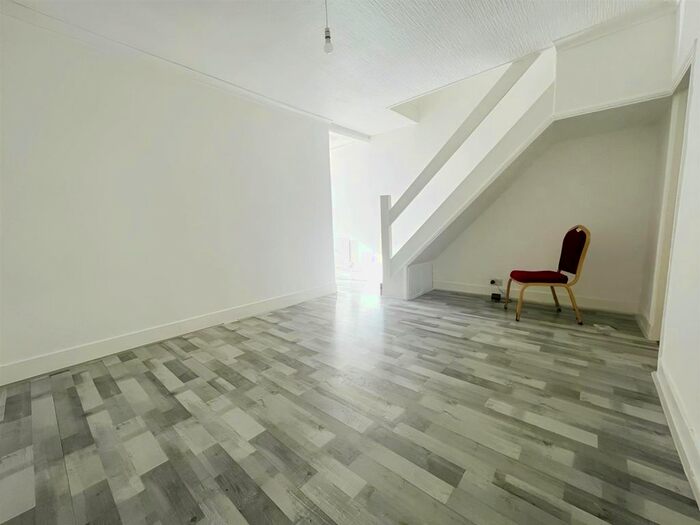 4 Bedroom Property To Rent In Denny Road, Edmonton, London, N9