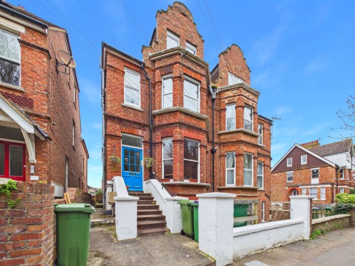 1 Bedroom Flat For Sale In Broadmead Road, Folkestone, Kent, CT19