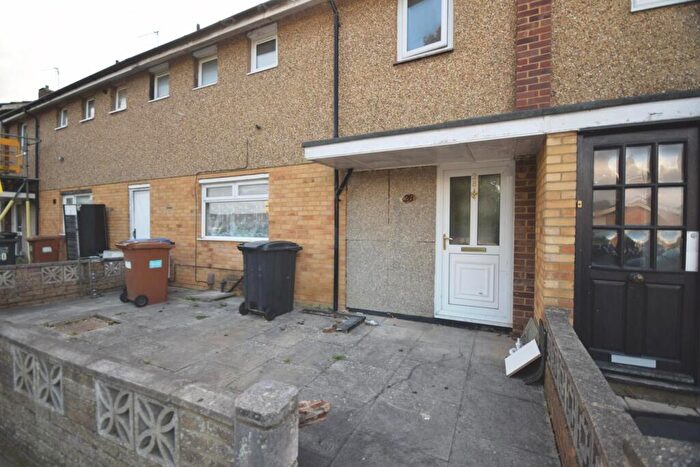 3 Bedroom Terraced House To Rent In The Downs, Hatfield, AL10