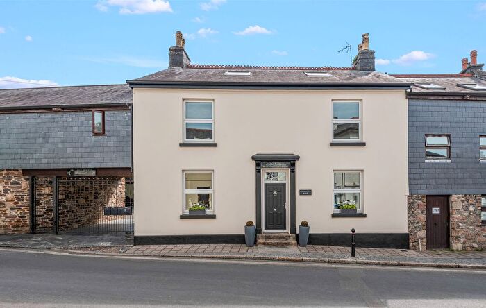 4 Bedroom Town House For Sale In Station Road, South Brent, TQ10