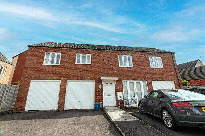 3 Bedroom Mews To Rent In Arudur Hen, Radyr, CF15