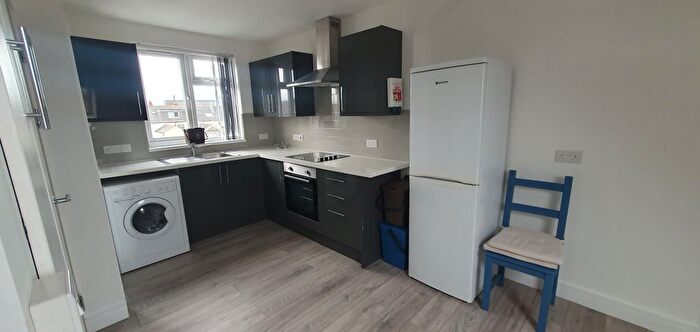 1 Bedroom Studio To Rent In Flat, Minny Street, CF24
