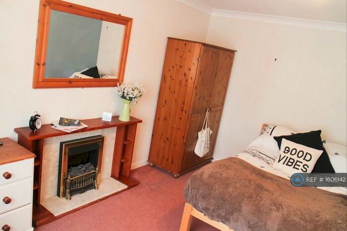 4 Bedroom End Of Terrace House To Rent In Hanover Place, Canterbury, CT2