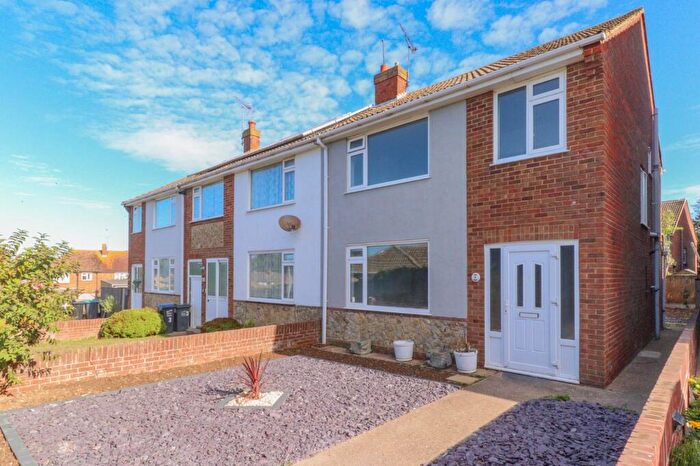 3 Bedroom End Of Terrace House For Sale In Payton Close, Margate, Kent, CT9