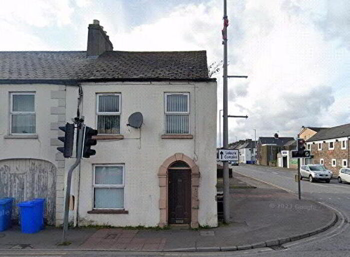 3 Bedroom End Of Terrace House For Sale In South Street, Newtownards, BT23