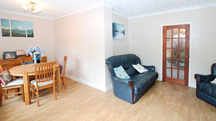 3 Bedroom Semi-Detached Bungalow For Sale In Birch Tree Gardens, Brierley Hill, DY5