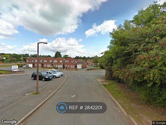 1 Bedroom Flat To Rent In Walnut Park, Haywards Heath, RH16