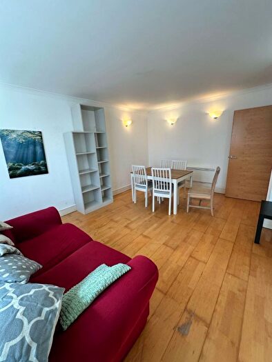 1 Bedroom Flat To Rent In Duckett St, London, E1